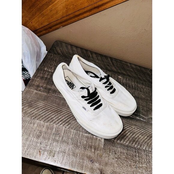 Size 7 U.S Men's-VANS Authentic Sneakers White - Picture 3 of 5